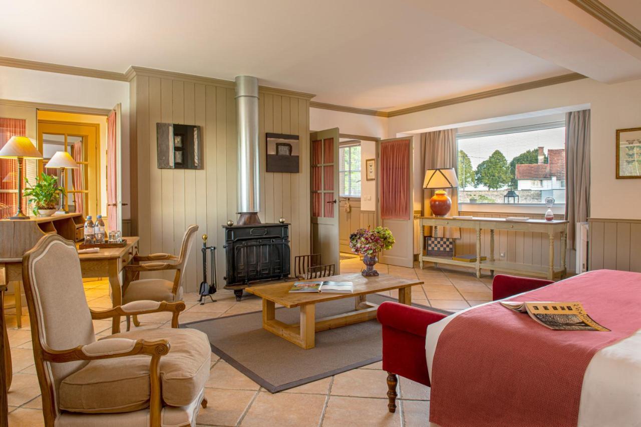 Chateau De Courban And Spa Nuxe Bagian luar foto