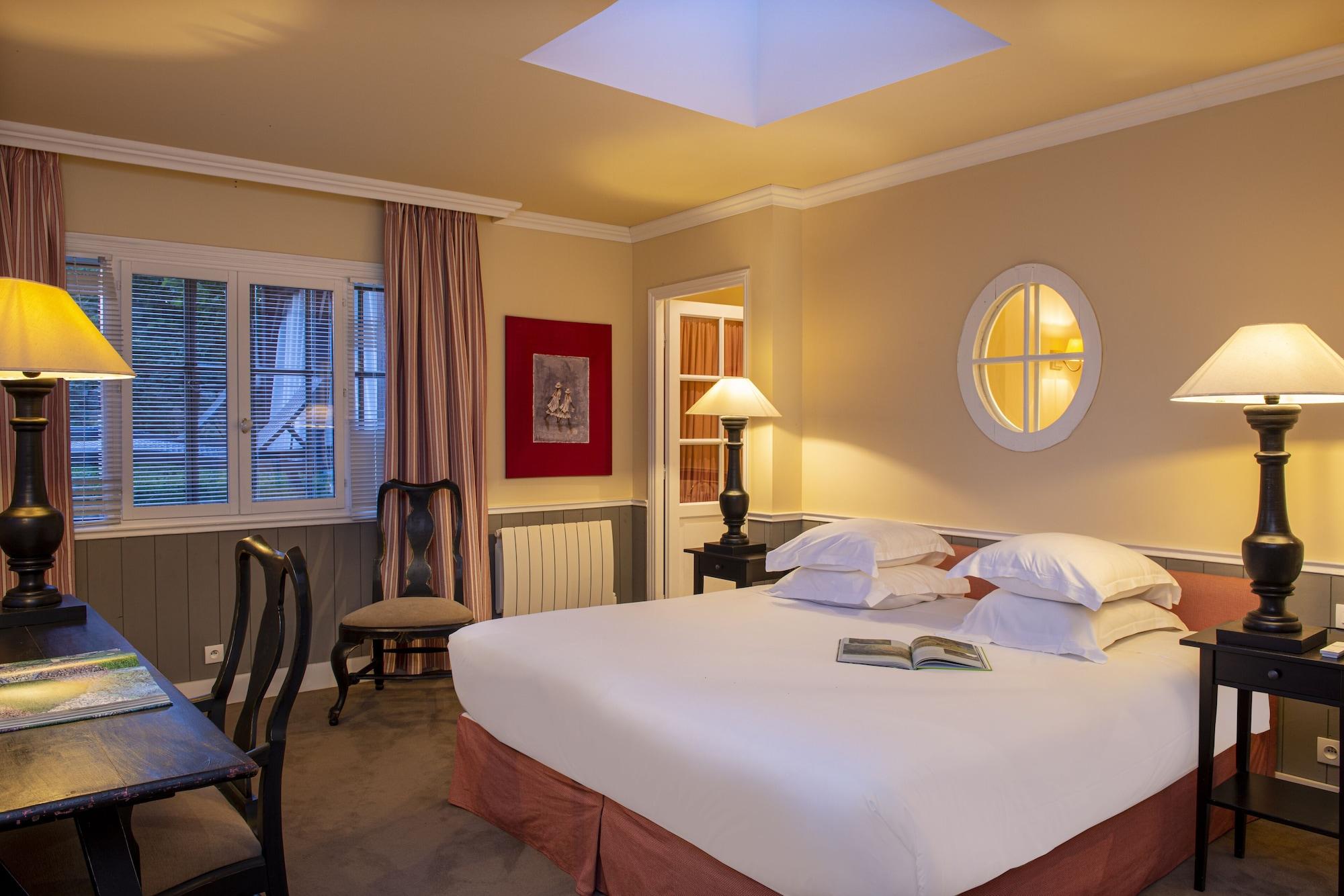 Chateau De Courban And Spa Nuxe Bagian luar foto