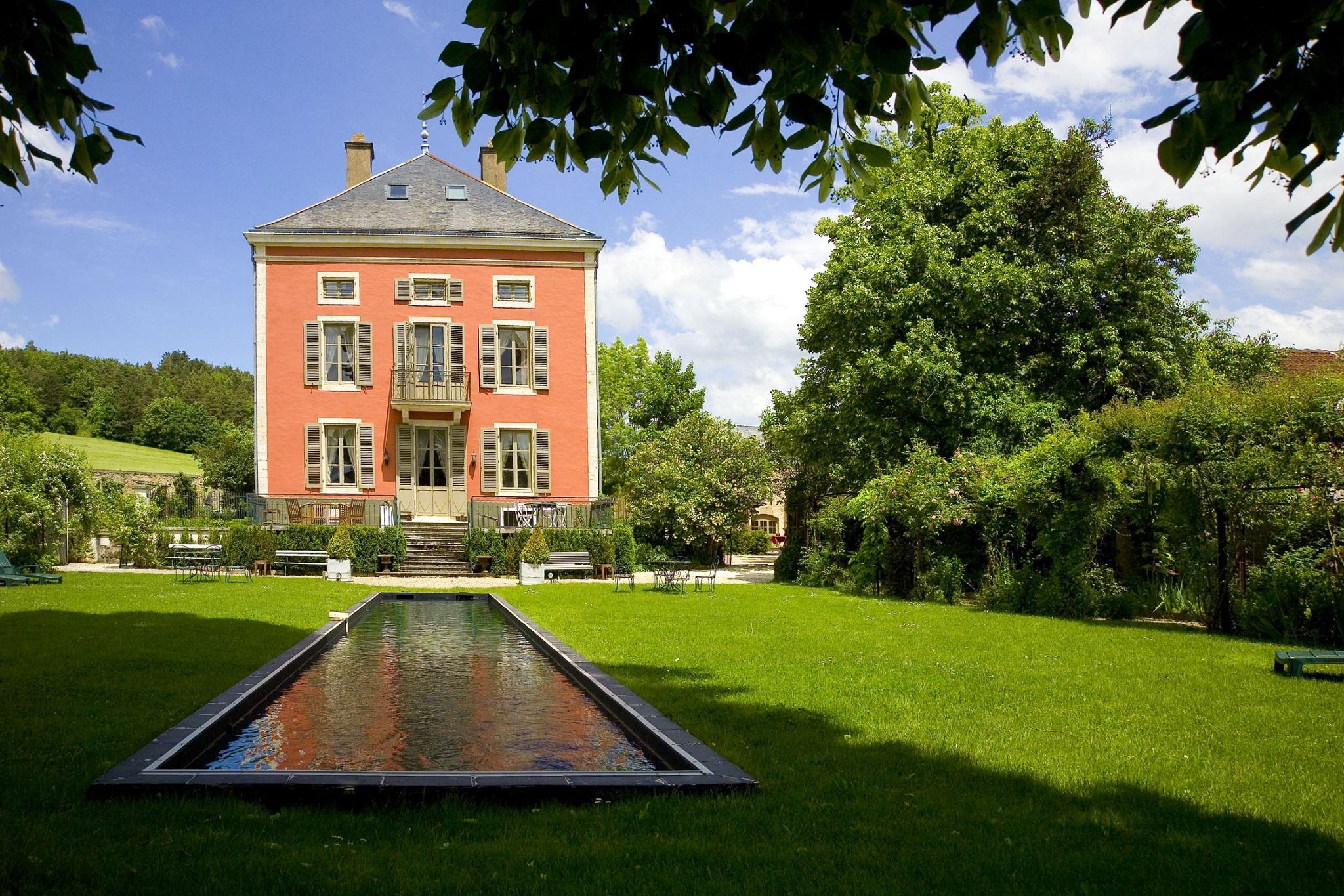 Chateau De Courban And Spa Nuxe Bagian luar foto