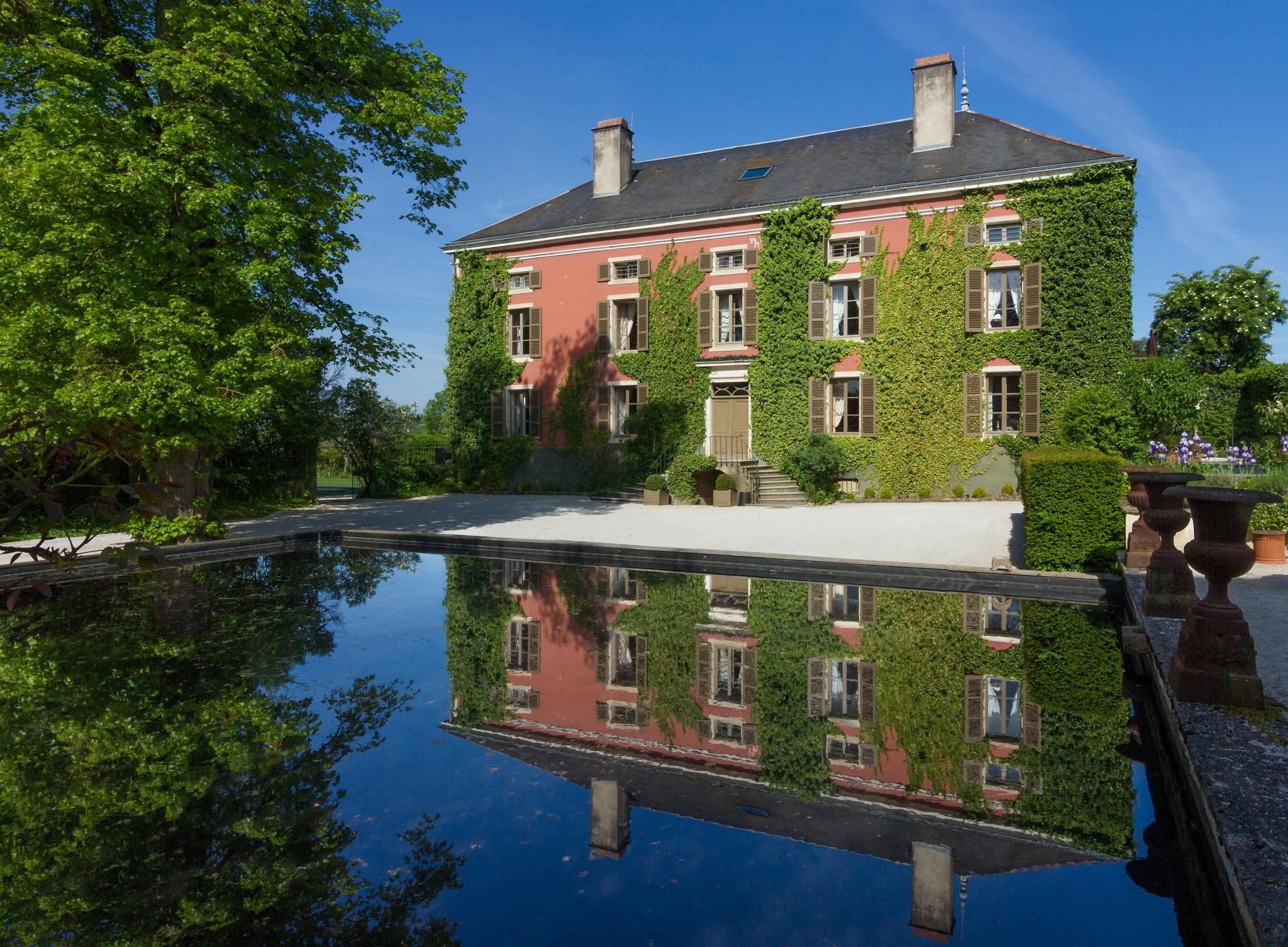 Chateau De Courban And Spa Nuxe Bagian luar foto