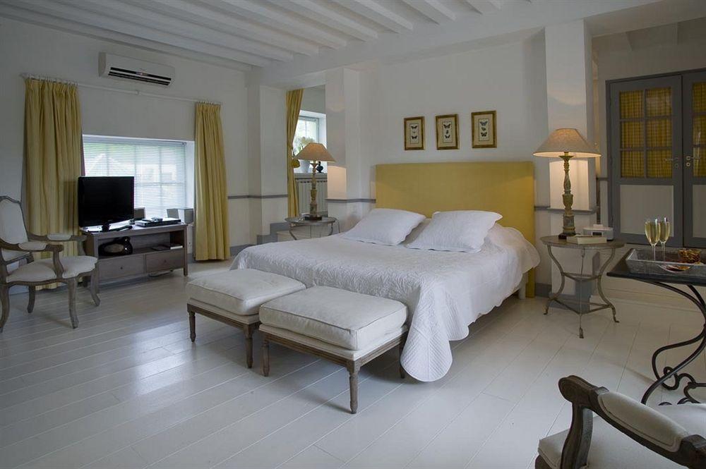 Chateau De Courban And Spa Nuxe Bagian luar foto