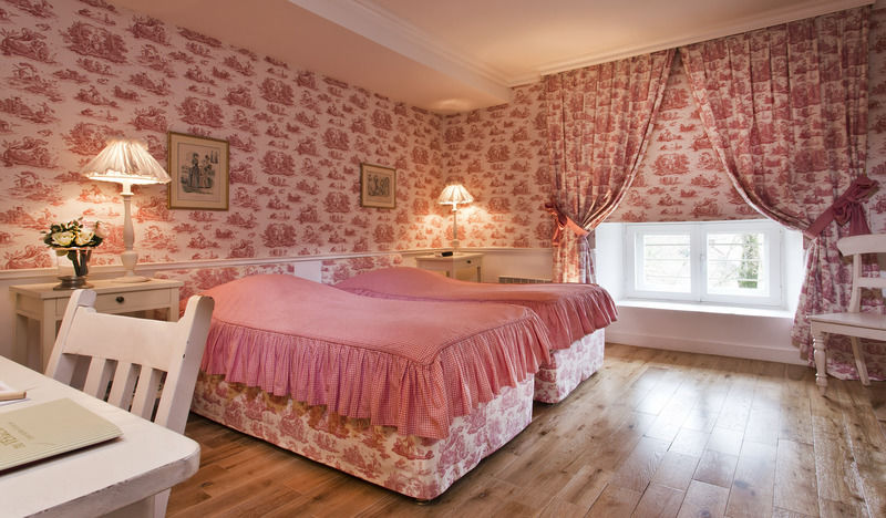 Chateau De Courban And Spa Nuxe Bagian luar foto
